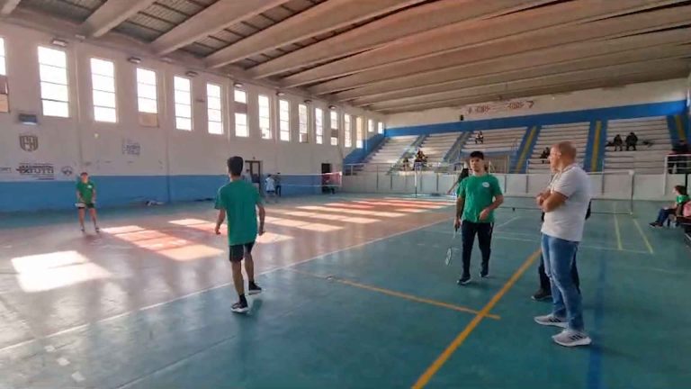 badminton-2.jpg